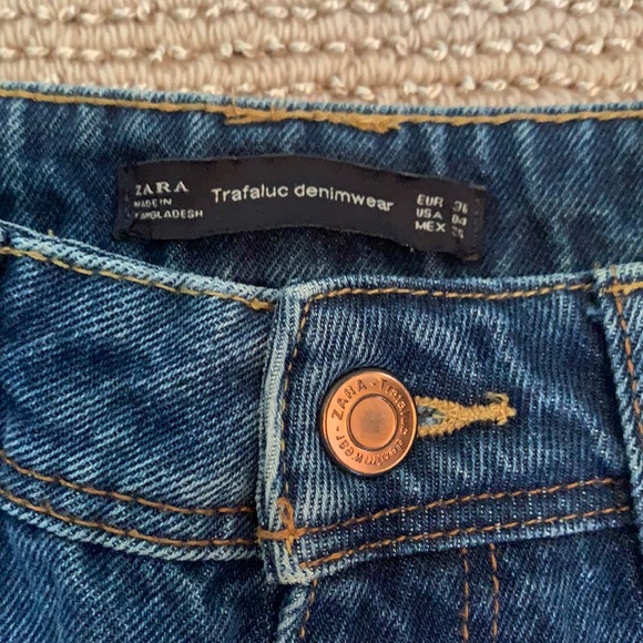 Zara distressed denim - Picture 5 of 5